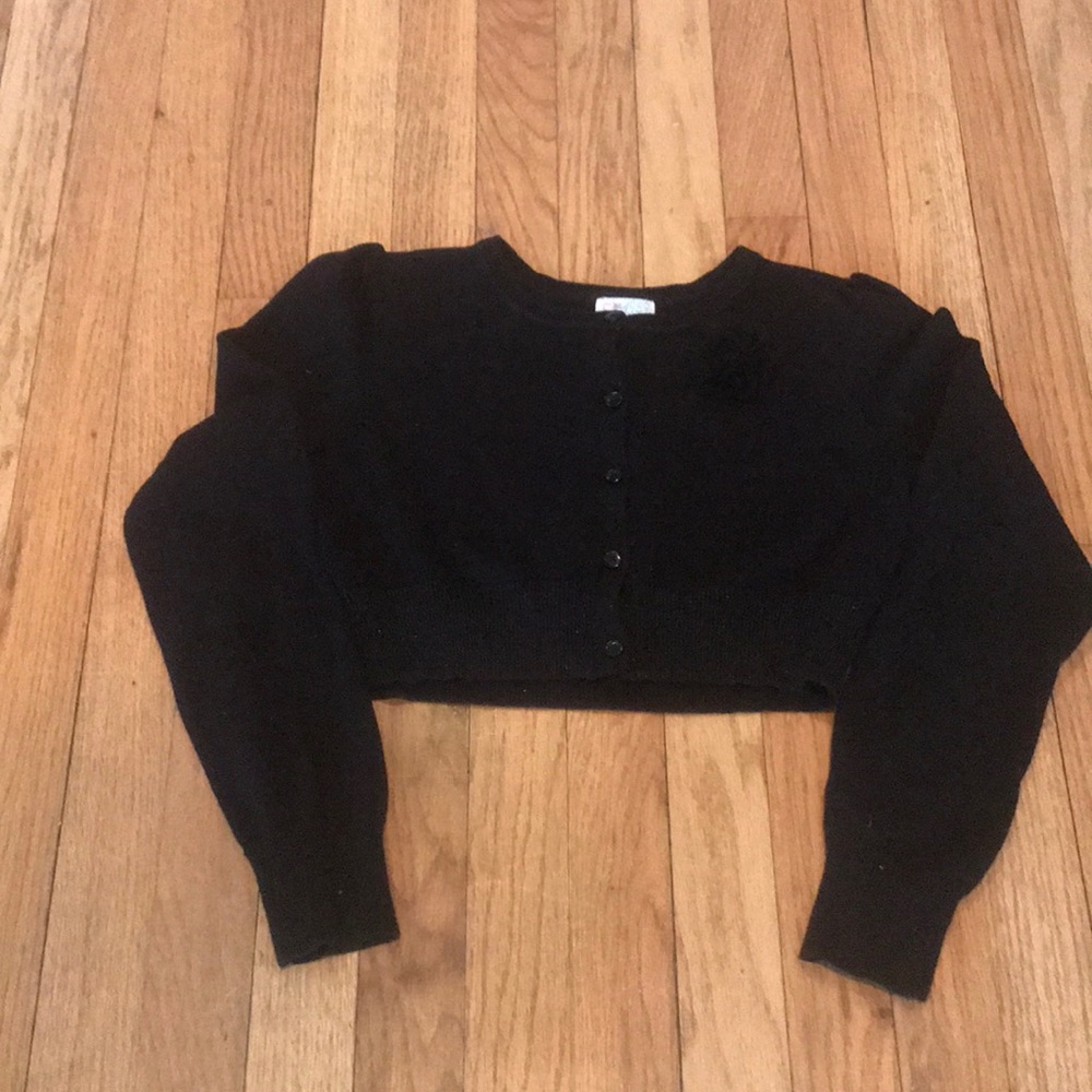 Children’s Place girls cropped sweater w/ flower